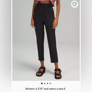 Lululemon black drawstring Pants 4